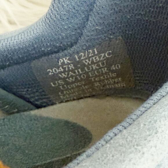 OLUKAI | Wailuku Women’s Athletic Shoes Sneakers Bright White / Sea Ice | US 10 - Picture 12 of 12